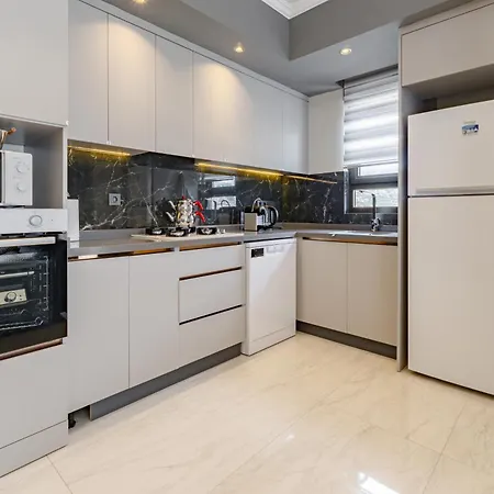 Luxuswohnung In Mit 270 Grad Panoramablick Auf Berge Und Fluss Apartament Alanya