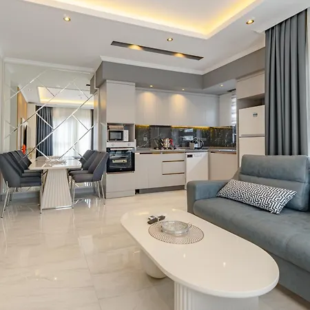 Luxuswohnung In Mit 270 Grad Panoramablick Auf Berge Und Fluss Apartament *