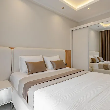 Apartament Luxuswohnung In Mit 270 Grad Panoramablick Auf Berge Und Fluss *